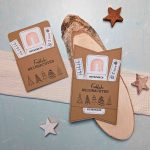 Gutschein Weihnachten verpacken. Druckvorlage für eine Gutscheinkarte bzw. Gutscheinhülle, auf der steht „Fröhliche Weihnachten“.