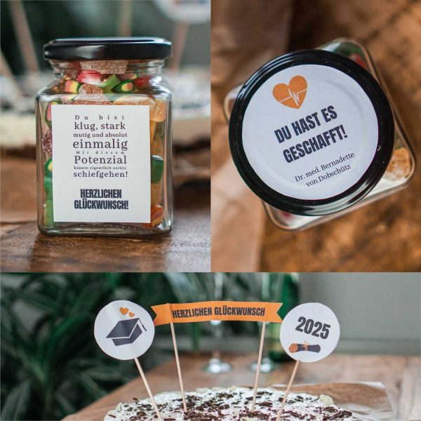 Quadratisches Einwegglas mit Doktor-Definition und personalisiertem Deckel „Du hast es geschafft“, daneben Caketopper mit „Herzlichen Glückwunsch“ und Jahreszahl – DIY Promotion Geschenk zum Basteln.